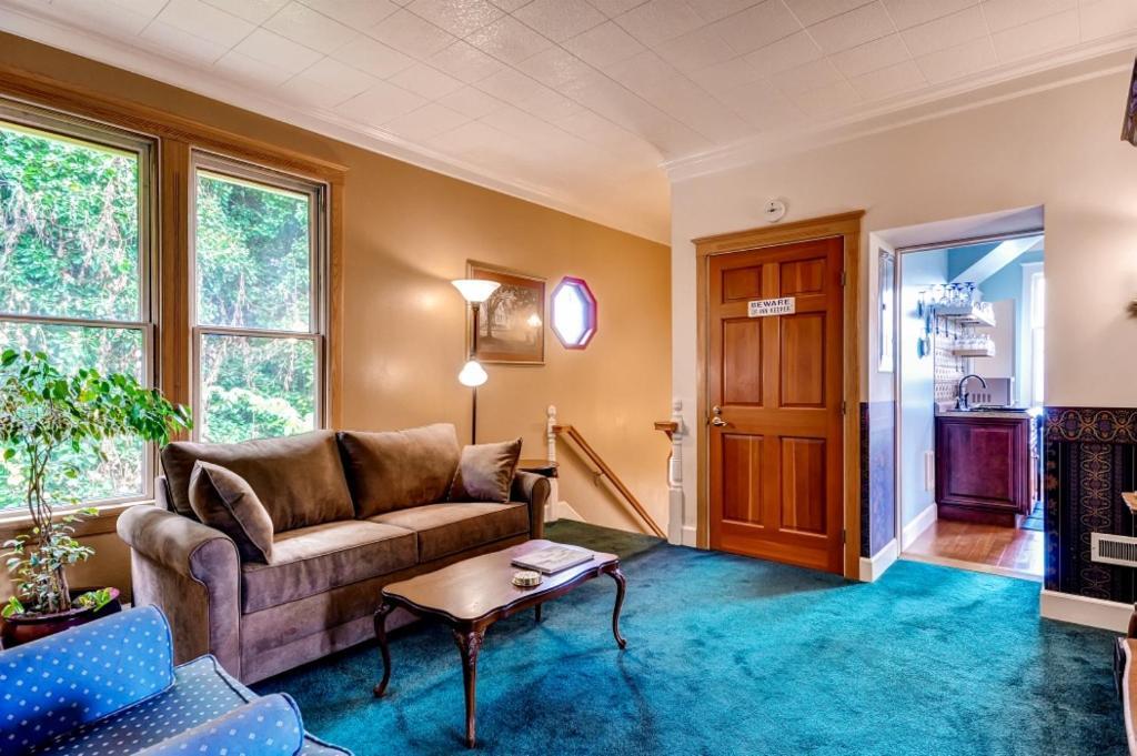 Astoria Painted Lady Historic Apt With River View! Exterior foto